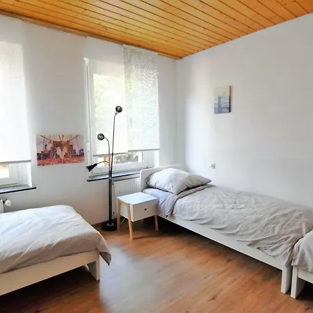 Central Apartamento Bergisch Gladbach